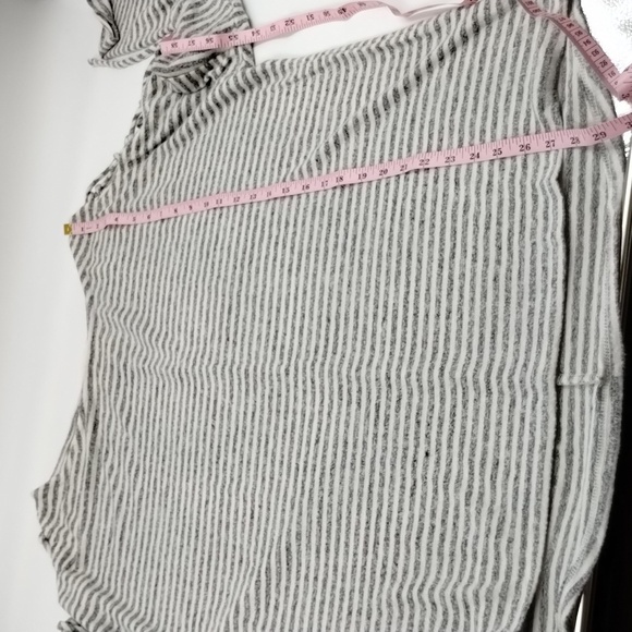 Fantastic Fawn women's size Large striped top braided open shoulder oversized - Picture 10 of 10
